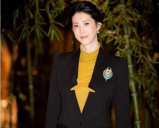 离婚|前最美女排队长露面！一身西装飒气十足，走出离婚阴影创业当老板