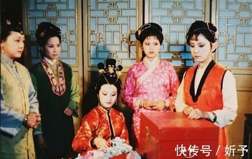 惜春#抄检大观园那晚,潇湘馆搜查出违禁物件,为何林黛玉却没受惩罚?