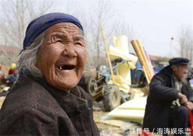 生一个娃和两个娃的父母,谁的老年过的更幸福?真的太现实了