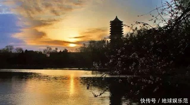 时代|我与珠宝的那些事儿(四):读书时代,且行且歌