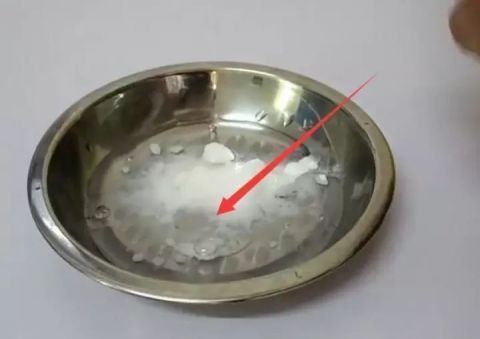 热熔胶枪 鞋子脱胶了怎么办别傻傻用胶水粘,教你1招让鞋子像新的一样!