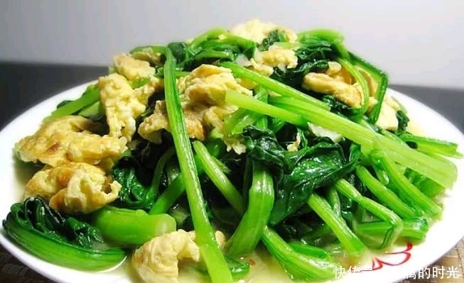 中年|冬季常食此菜,再贵都要做来吃,补血又补钙、适合全家人吃