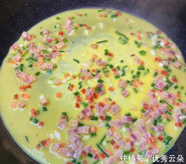 早餐鸡蛋卷,简单快手又营养