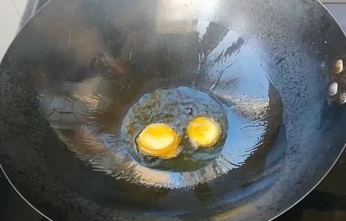 蜜汁|淮扬大厨分享“蜜汁红烧牛肉”简单好吃家常做法,加它鲜香软烂