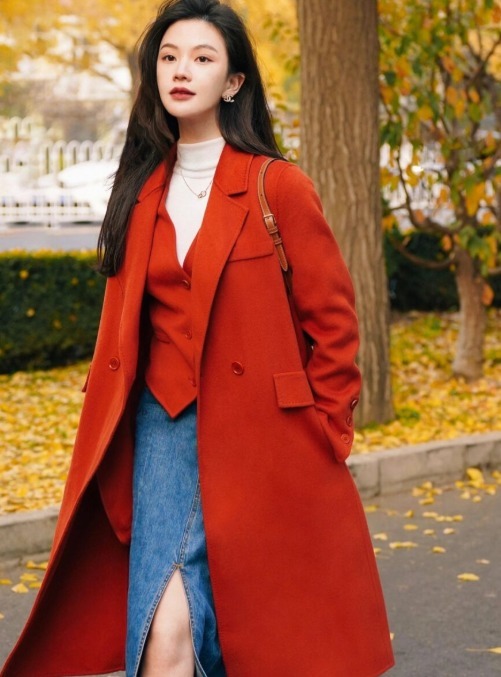 皮革 冬季,大衣别配百褶裙了,试试这几条流行款,遮肉显瘦还耐看!