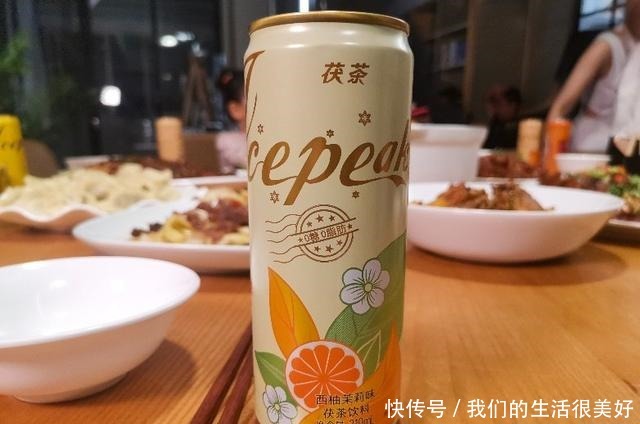 初涉茶饮料圈的小白们，该如何选择一款入圈茶饮