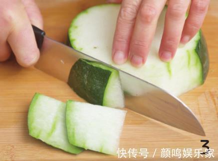 减肥|这道汤只需一勺盐调味,清淡鲜美,下火减肥,十分钟做好