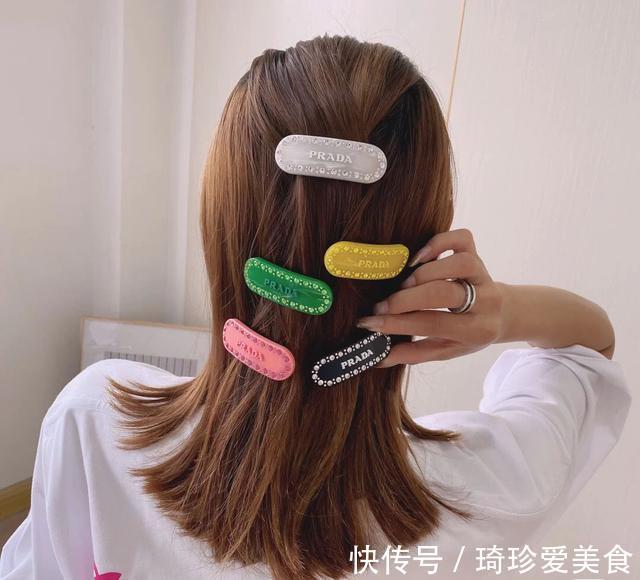 洋气|时隔26年，奢侈品把“李莫愁同款”搬上时装秀，这操作太洋气了