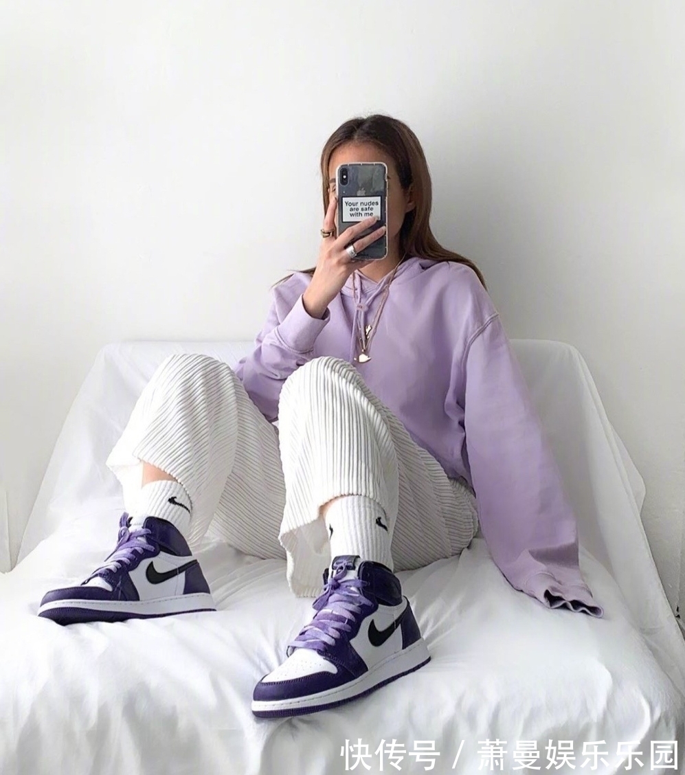 运动鞋|出街不够亮眼?别找了,你还差一双不分季节的运动鞋