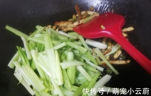 飕飕|这菜是“燃脂狂魔”，减肥瘦身吃这菜，连吃2周，体重飕飕掉！