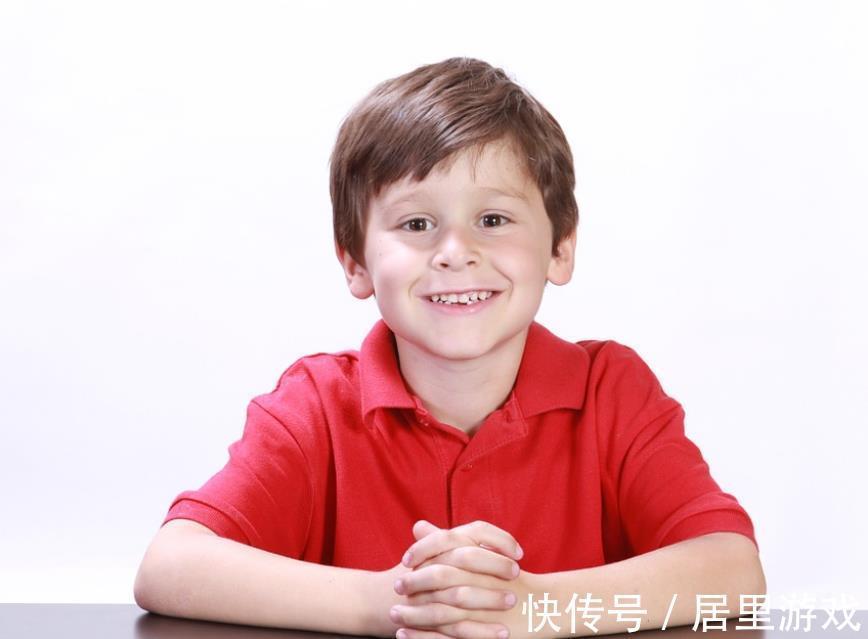 特征|“假聪明”的孩子从小就有特征,看似未来有出息,实则多半很普通