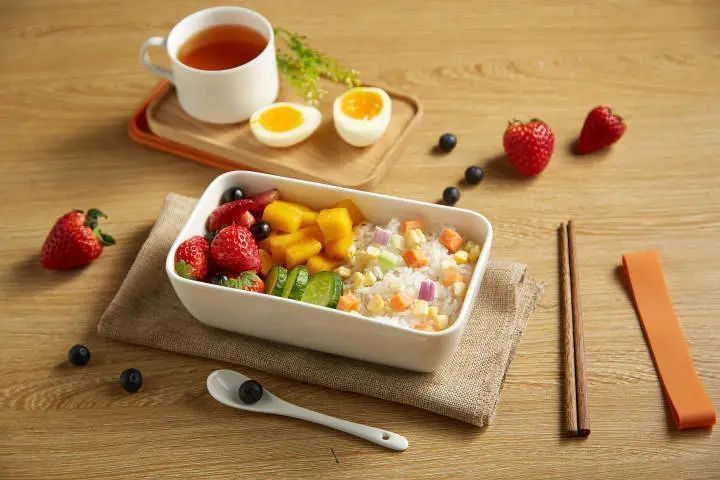 生长发育|爸爸只有168,妈妈却逆袭养出一个183长腿帅哥儿子!她说:秘诀只有一个