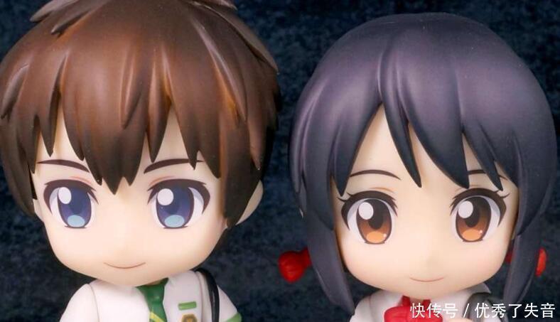 盗版|真假手办差别大,巨丑初音不是假货,盗版比官方有灵魂!