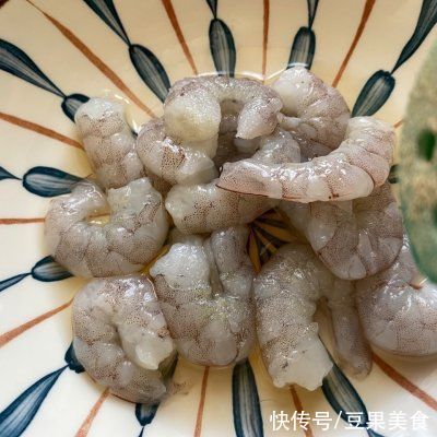 开运年夜饭“蒸蒸日上”，虾仁蒸鸡蛋豆腐