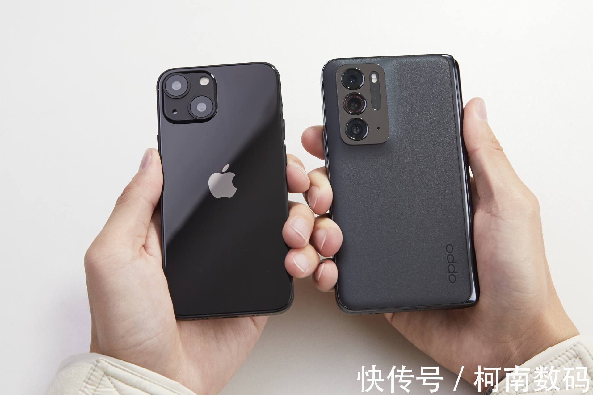 oppo|一台手机秒变iPhone+iPad，折叠屏实用性创新高