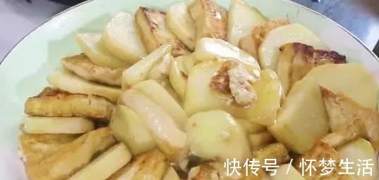 土豆蒸豆腐|豆腐和它是绝配蒸一蒸就搞定，补钙效果比牛奶还好，孩子要多吃