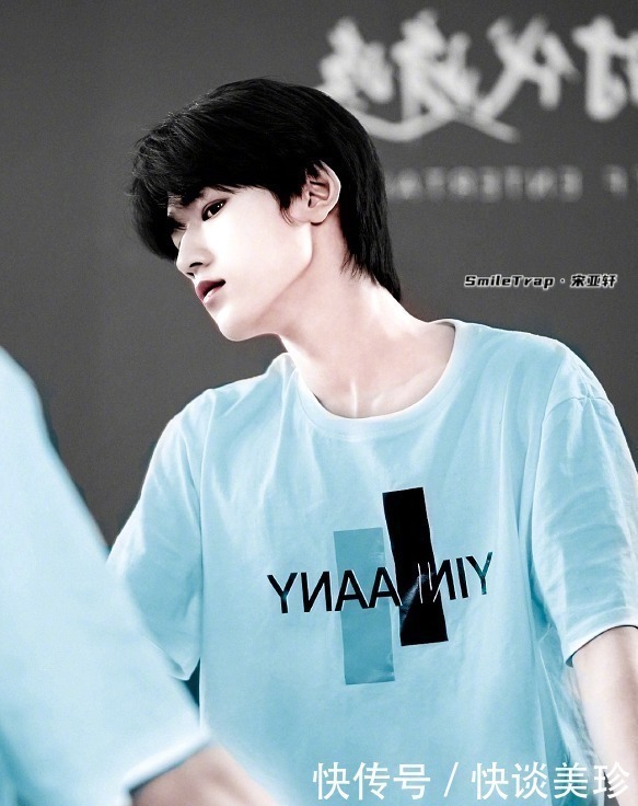 蔡徐坤|内娱人气榜前十更新,老牌顶流回归前三,黄子韬的排名引不满