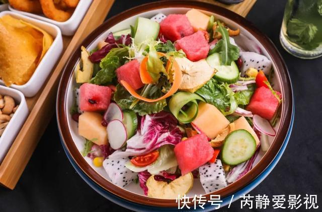 去皱|去皱其实很简单,皮肤科专家:1种零食紧着吃,皮肤紧嫩人年轻