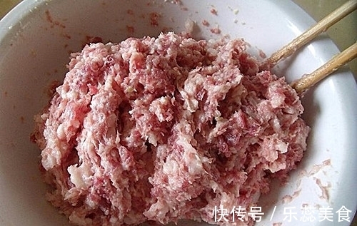 米酒|包饺子白菜馅要杀水吗?许多人都弄错了,难怪饺子干柴不好吃