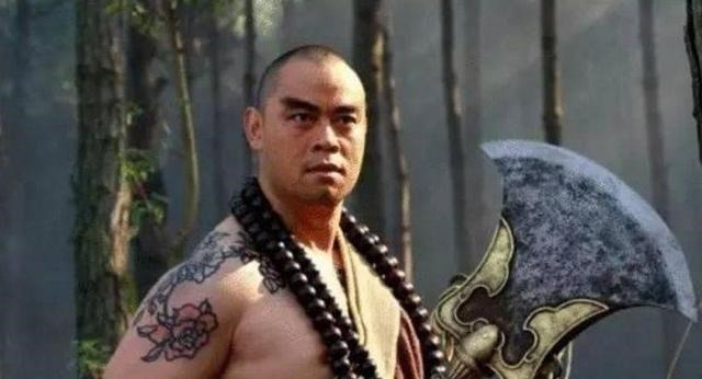 林冲!水浒传中梁山好汉看似团结一心,其实也分派系,其中一派最悲剧