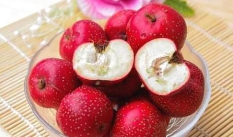 常吃|20岁女子查出子宫肌瘤,可常吃3物,助你活血化瘀消肌瘤