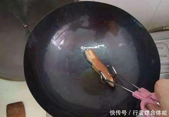 大厨教开锅技巧,不粘锅也不生锈!大厨教开锅技巧,不粘锅也不生锈!