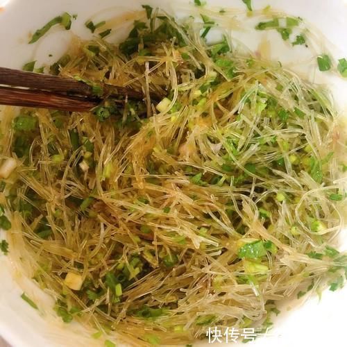 营养又美味的炸素丸子，粉丝与胡萝卜的新吃法，新奇搭配，味道绝美