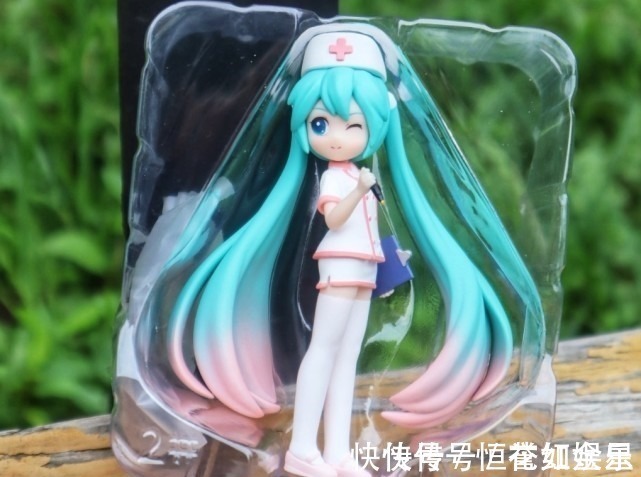 盲盒|国内首款初音未来盲盒手办来袭，网友啥是盲盒