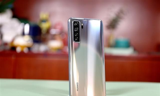 设计|盘点3款值得入手的华为手机,三款“低配”也要多留意