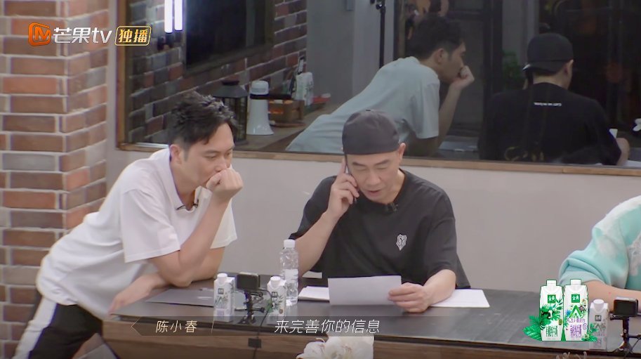 陈小春的大格局:中文推广大使、把护照当头像、把爱国刻在骨子里