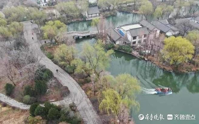 乌尤尼|航拍雪后大明湖，宁静淡雅“仙气”十足