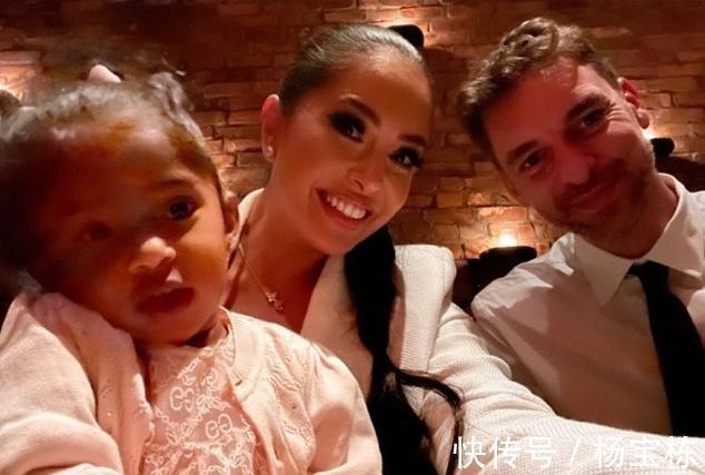 卡普瑞|加索尔和瓦妮莎聚会,为科比女儿振臂高呼,亲如一家人