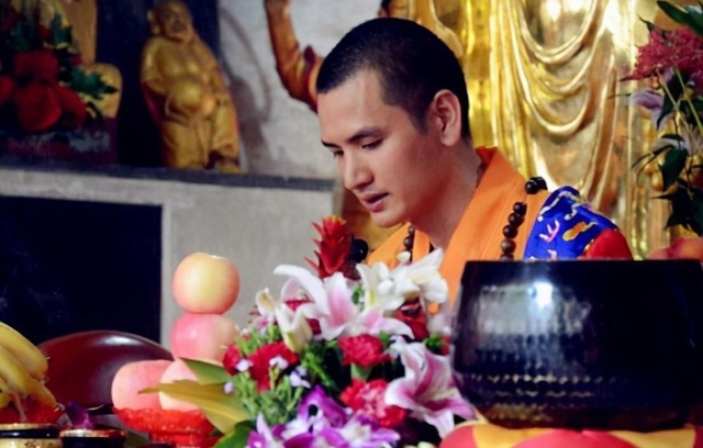 父母&“最帅和尚”释明心:放弃铁饭碗出家为僧,多次拒绝富婆的追求