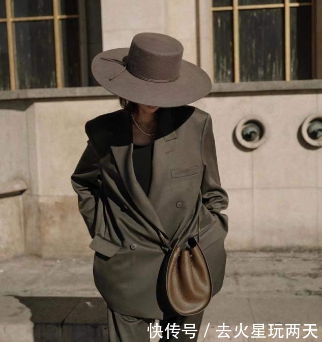 舒适|有一种时髦叫“极简风”,舒适显气质,够你惬意一个冬天!