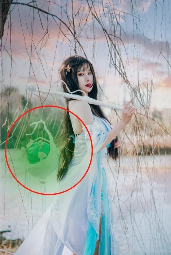 cos|三分钟学会不用素材给照片制作特效光效,你学会了吗?