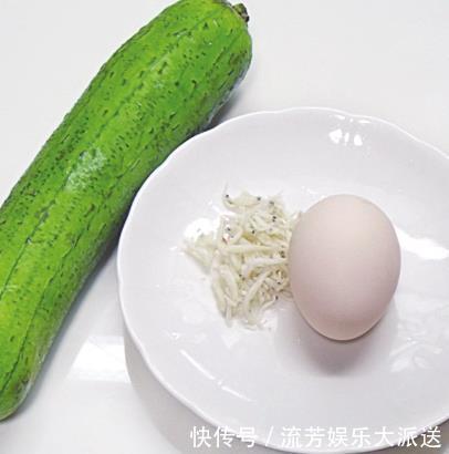 丝瓜|用这种小鱼做面汤,无骨无刺高蛋白,宝宝长身体要多吃