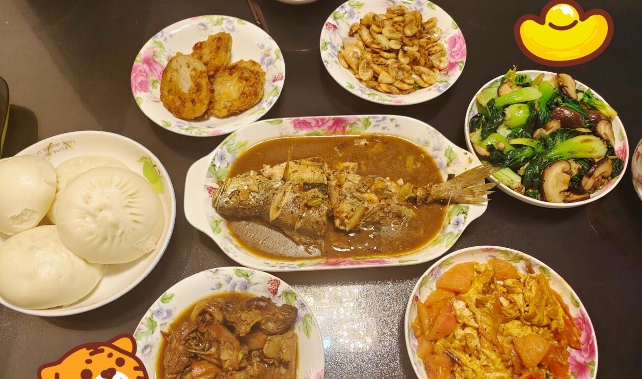惠若琪|豪横!女排龚翔宇晒过年三桌菜太馋人!袁心玥亮相气质动人