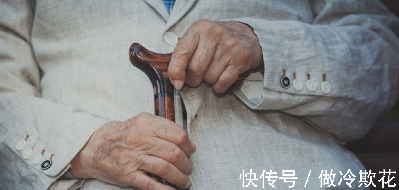 糖尿病|糖尿病患者注意，有3件事比吃糖还危险，希望你1个也不沾