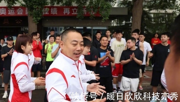 张本智和|中国乒乓球出征奥运:刘国梁霸气,马龙夺冠有难度,人民日报助威