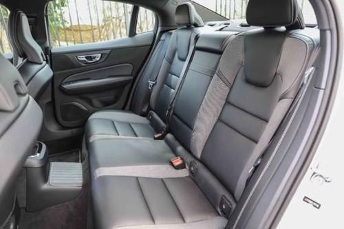 暴力|沃尔沃S60混动试驾实测544秒破百,优雅又暴力,千万别挑逗