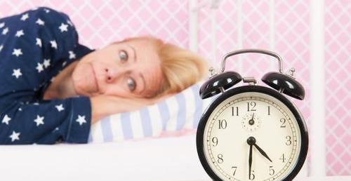 睡眠质量|糖尿病可能是睡出来的,避免几种常见睡法,糖尿病不敢来打扰