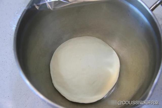 三餐四季 | 自制田园披萨，酥脆可口还拉丝，手把手教会你