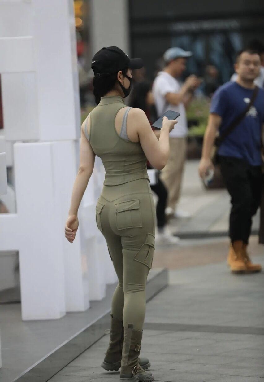 美女 “个矮”没关系,这么穿时髦又修身,成为小个女生的“福音”!