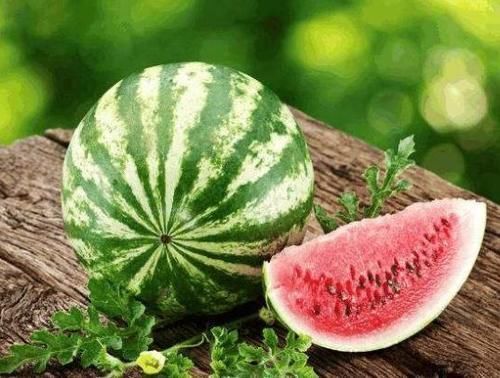 维生素c|女人想变美，坚持吃三类食物，滋阴润肺，祛皱润肤，越来越年轻