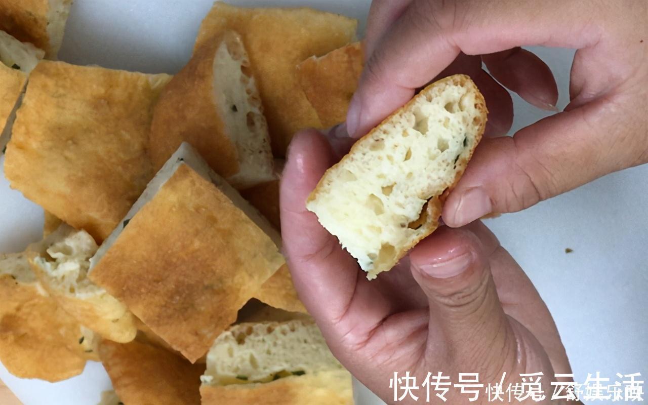 好吃|简单又好吃的早餐饼，外皮金黄酥脆，内里蓬松暄软，比鸡蛋饼好吃