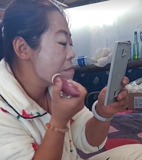真面目|抖音“美妆主播”走红，看完视频后，网友直呼看到网红真面目了