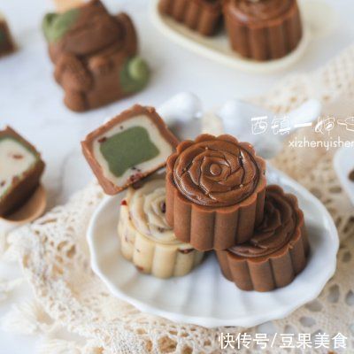 蔓越莓丁|免烤多层咖啡月饼