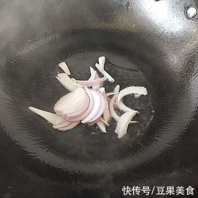 昆布|每次做这道腊肉炒冬笋，隔壁小孩都会来敲门
