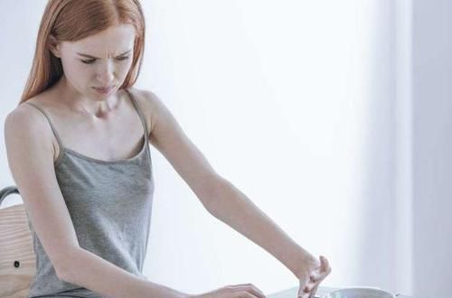  大便|癌症一查就是晚期？肿瘤医生：7大肿瘤信号，希望你全记牢！