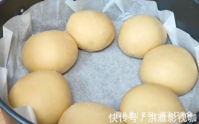 馒头|面粉别蒸馒头了，教你面包最好吃做法，松软拉丝，出锅瞬间被抢光